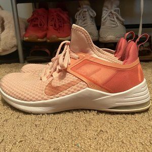 Womens Nike Air Max Bella TR 2 SZ 8